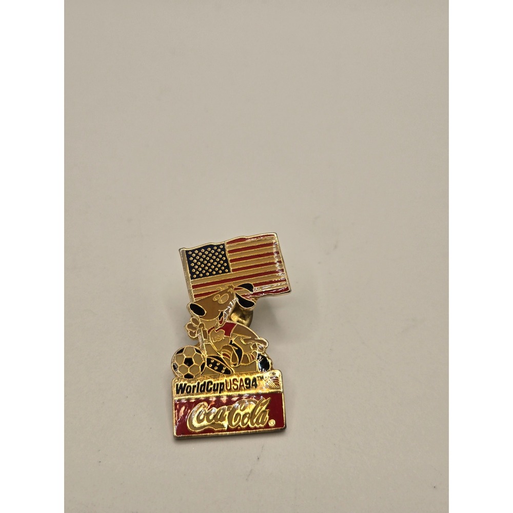 Vintage Coca-Cola World Cup USA 94 Striker Mascot US Flag Enamel Lapel Pin